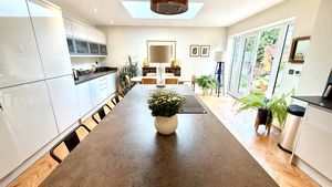 Kitchen- click for photo gallery